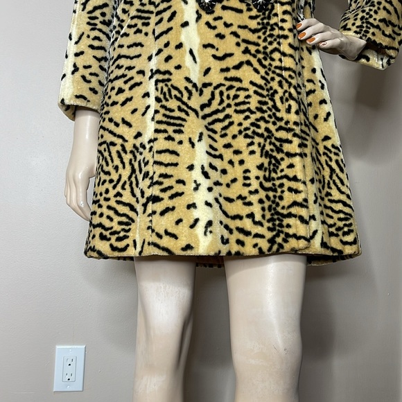 Vintage 60s Animal Print Fur Coat - Picture 9 of 17